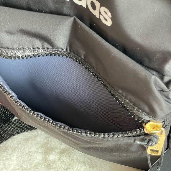 New with tags ADIDAS LINEAR 11 MINI BACKPACK BLK/Gold/Metallic Front zippered - Picture 8 of 8